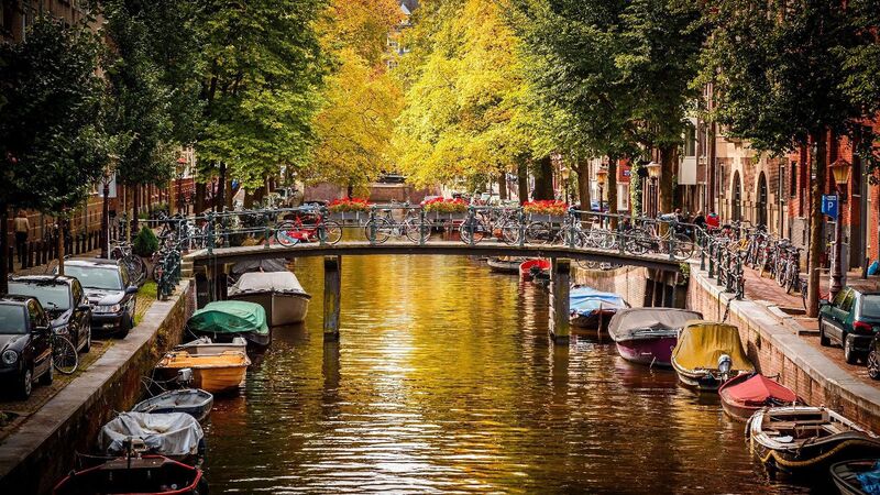 Benelux Paris Köln Turu İzmir Hareketli Sonbahar