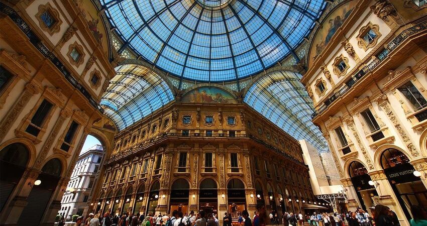 Uçaklı İtalya Turu İzmir`den Direkt Uçuş (Sezon 2026)