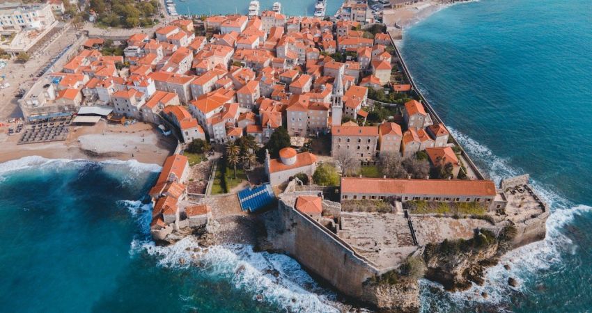 İZMİR ÇIKIŞLI BUDVA RÜYASI TURU AIR MONTENEGRO HAVAYOLLARI İLE