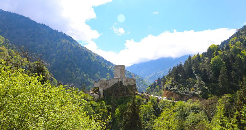 Uçaklı Karadeniz Yaylalar ve Batum Turu (5 Gün 4 Gece)
