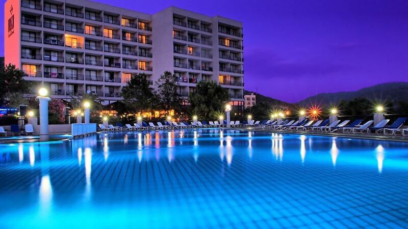 Tusan Beach Resort / Kuşadası / 2024 Yılbaşı