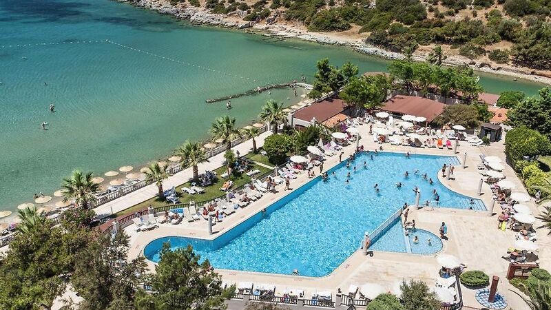 Tusan Beach Resort / Kuşadası / 2025 Yılbaşı