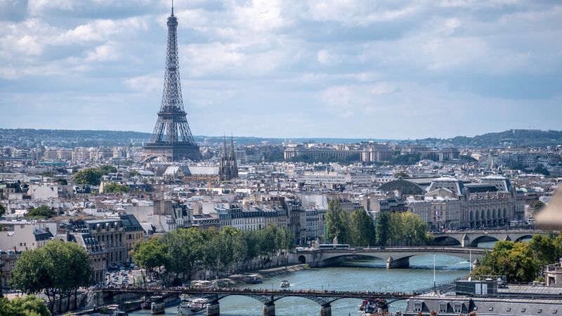 Benelux Paris Köln Turu İzmir Hareketli